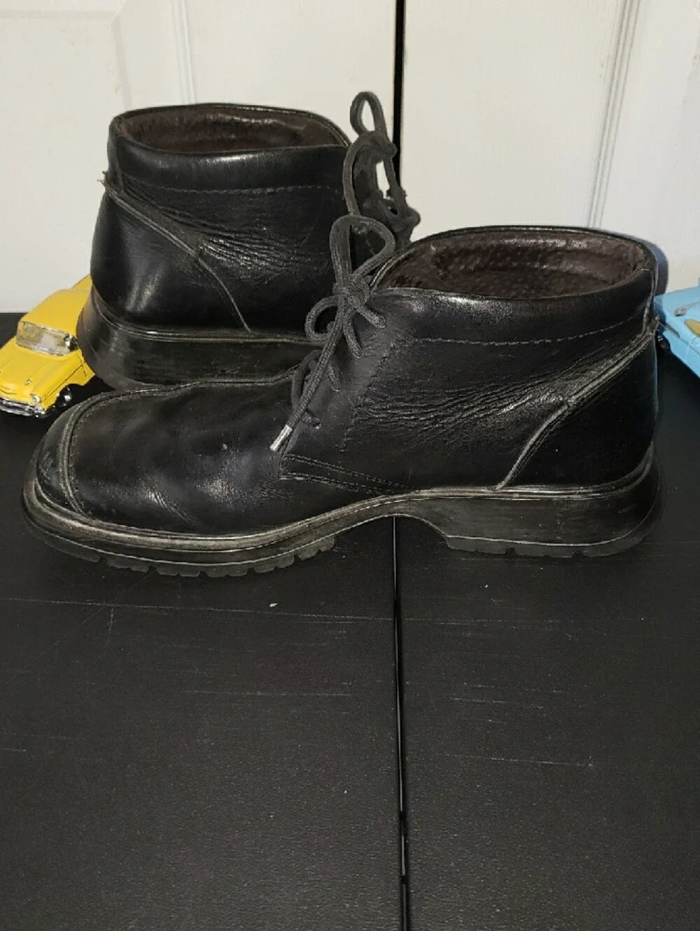 Kenneth Cole Reaction Men's Black Leather Chukka Boots